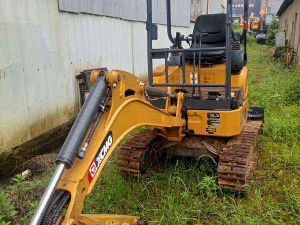 徐工XE17U履帶式挖掘機(jī)