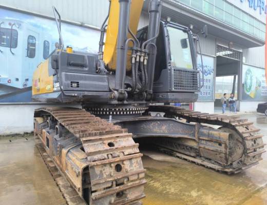 徐工XE490DK履带式挖掘机