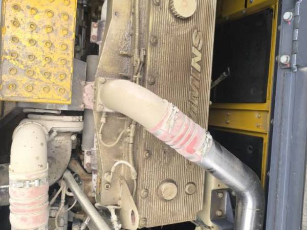 徐工XE490DK履帶式挖掘機(jī)