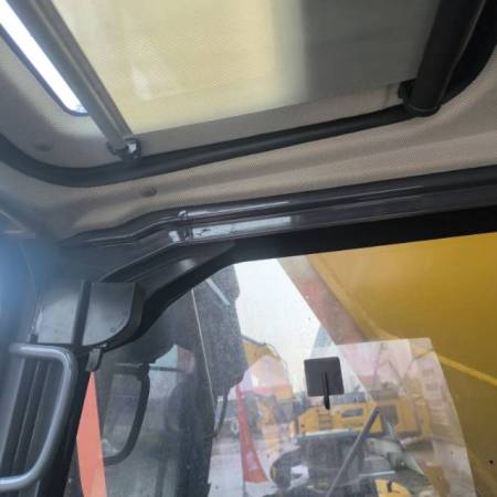 徐工XE490DK履带式挖掘机