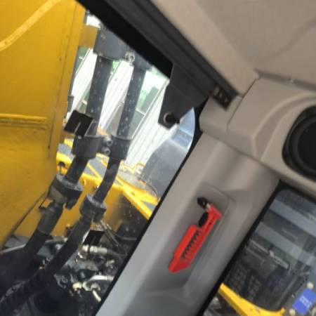 徐工XE490DK履带式挖掘机