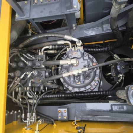 徐工XE490DK履带式挖掘机