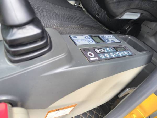 徐工XE490DK履帶式挖掘機(jī)