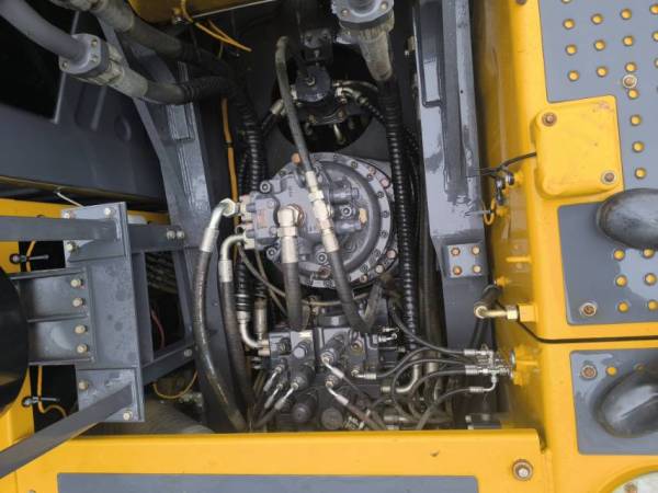 徐工XE490DK履帶式挖掘機(jī)