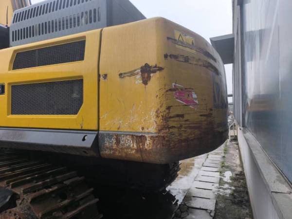 徐工XE490DK履帶式挖掘機(jī)