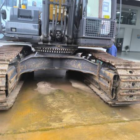 徐工XE490DK履带式挖掘机