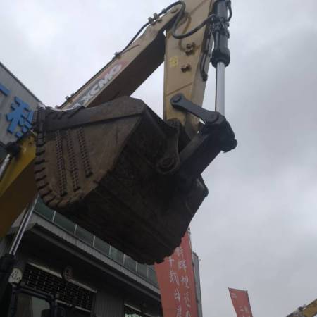 徐工XE490DK履带式挖掘机