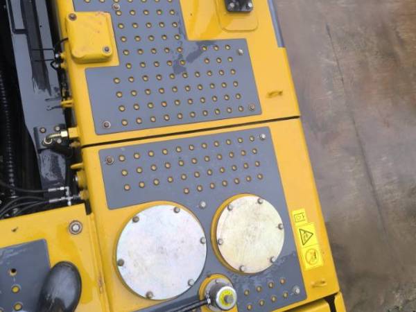 徐工XE490DK履帶式挖掘機(jī)