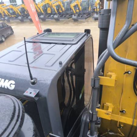 徐工XE490DK履带式挖掘机