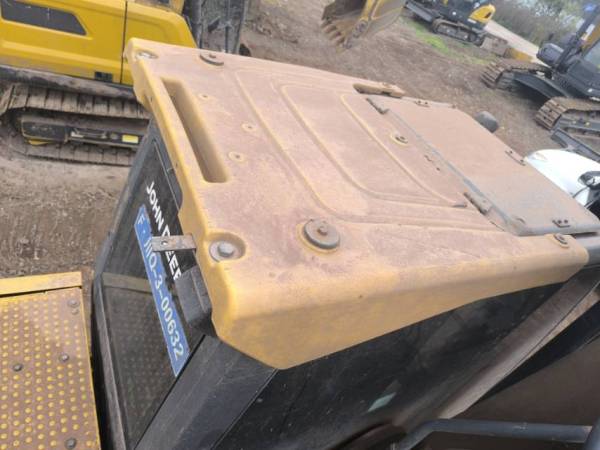 約翰迪爾E240履帶式挖掘機(jī)