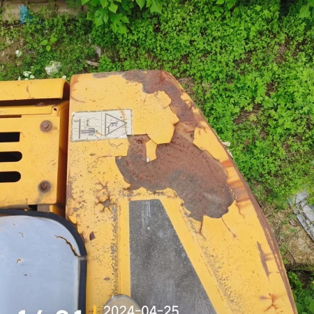 徐工XE230C履带式挖掘机