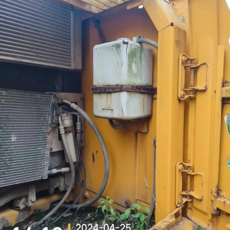 徐工XE230C履带式挖掘机