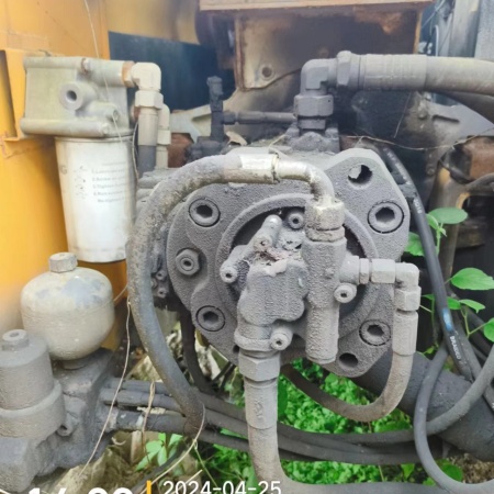 徐工XE230C履带式挖掘机