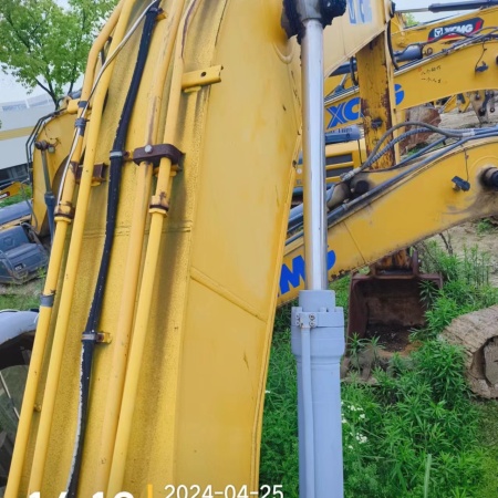 徐工XE230C履带式挖掘机