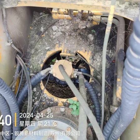 徐工XE335C履带式挖掘机