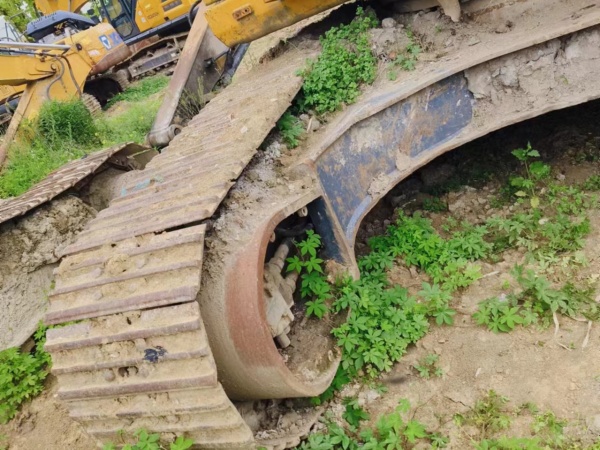 徐工XE335C履帶式挖掘機(jī)