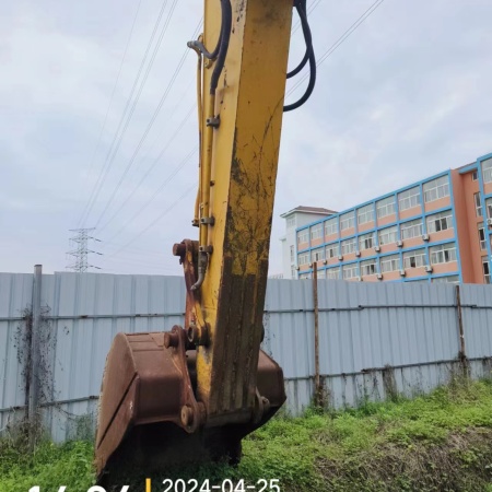 徐工XE335C履带式挖掘机