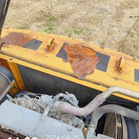 徐工XE335C履带式挖掘机