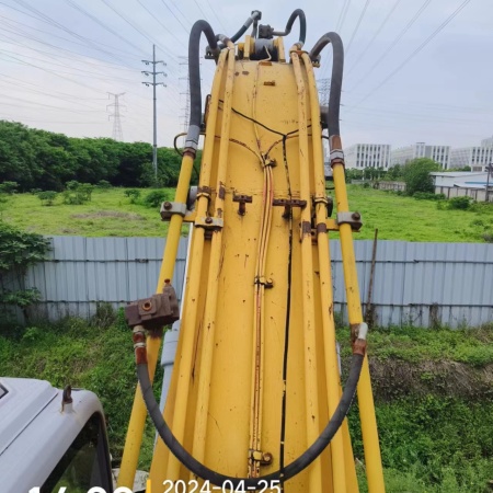 徐工XE335C履带式挖掘机