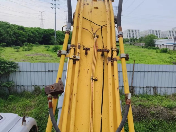 徐工XE335C履帶式挖掘機(jī)