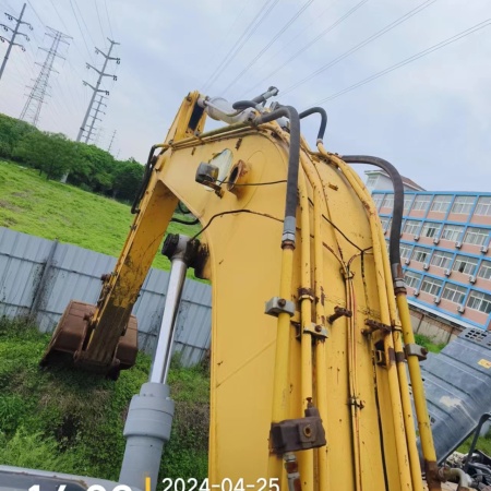 徐工XE335C履带式挖掘机