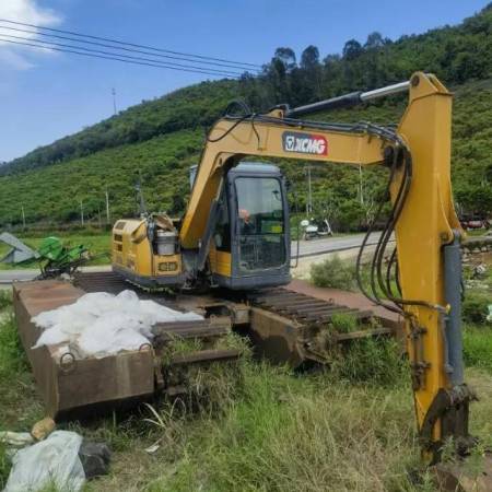 徐工XE75SL水陆两用挖掘机