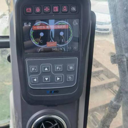 徐工XE75SL水陆两用挖掘机