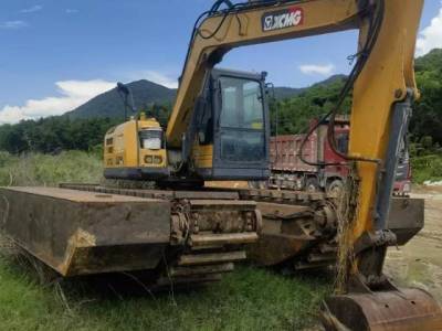 徐工XE75SL水陸兩用挖掘機(jī)