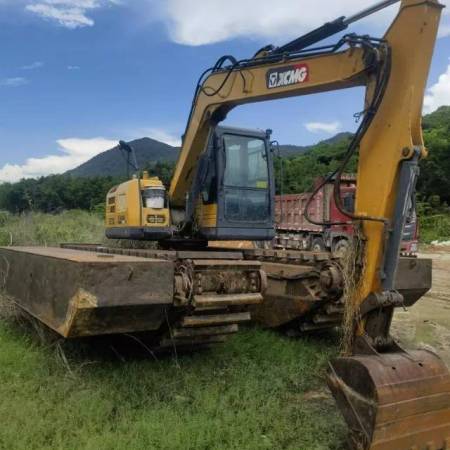 徐工XE75SL水陆两用挖掘机