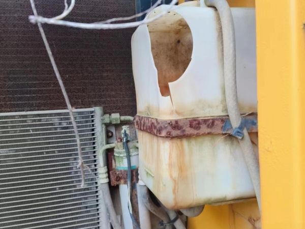 徐工XE215C履帶式挖掘機(jī)