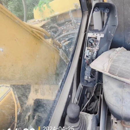 徐工XE215C履带式挖掘机