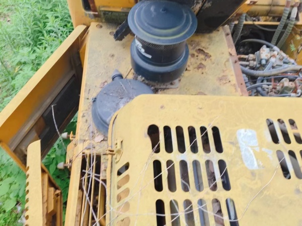 徐工XE215C履帶式挖掘機(jī)