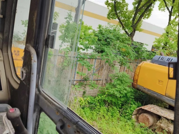 徐工XE215C履帶式挖掘機(jī)