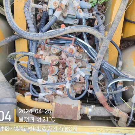 徐工XE215C履带式挖掘机