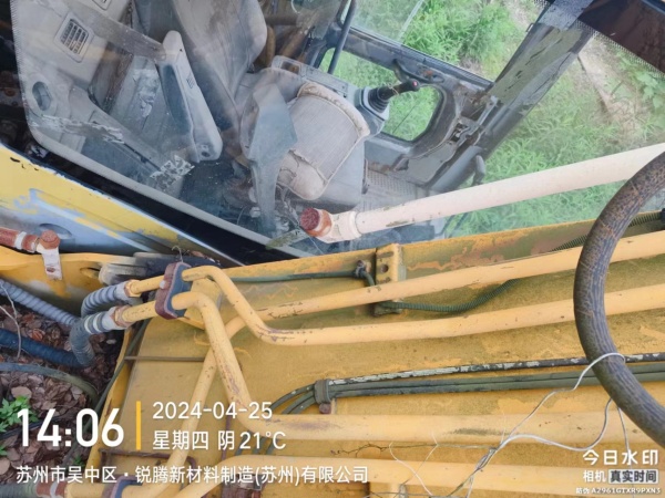 徐工XE215C履帶式挖掘機(jī)