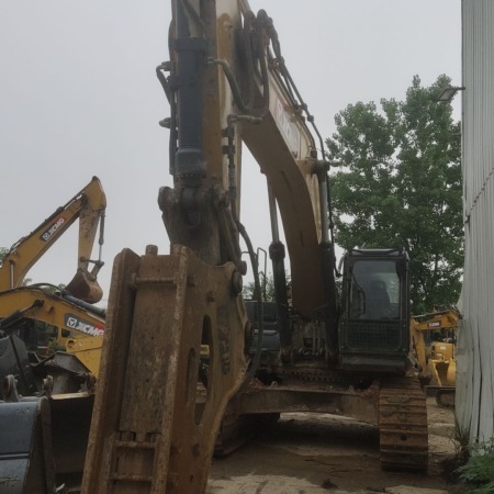 徐工XE400DK履带式挖掘机