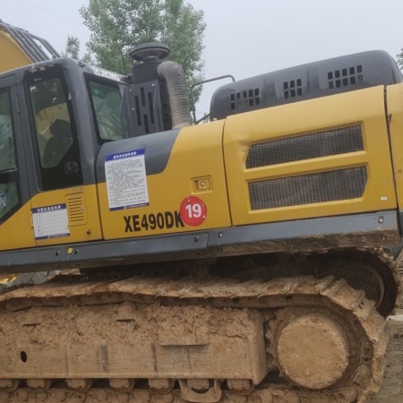 徐工XE400DK履带式挖掘机