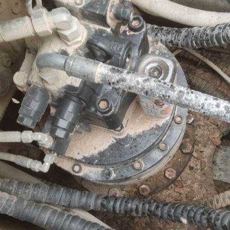 徐工XE400DK履带式挖掘机