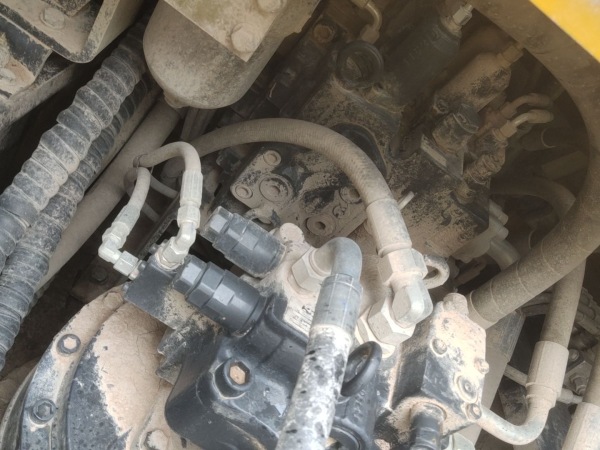 徐工XE400DK履帶式挖掘機(jī)