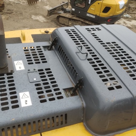 徐工XE400DK履带式挖掘机