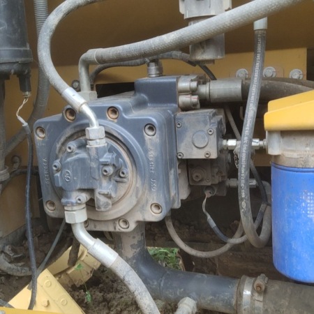 徐工XE200DA履带式挖掘机