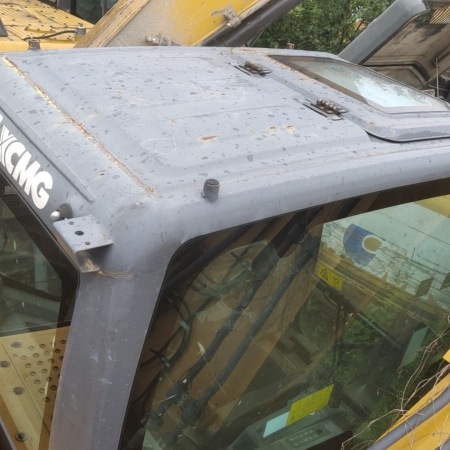 徐工XE200DA履带式挖掘机