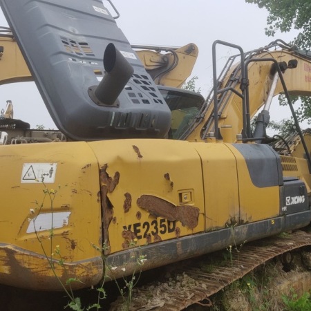 徐工XE200DA履带式挖掘机