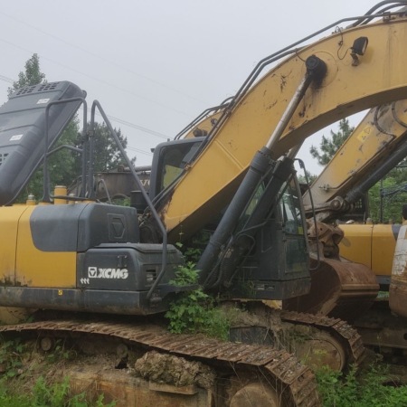 徐工XE200DA履带式挖掘机