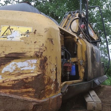 徐工XE270DK履带式挖掘机