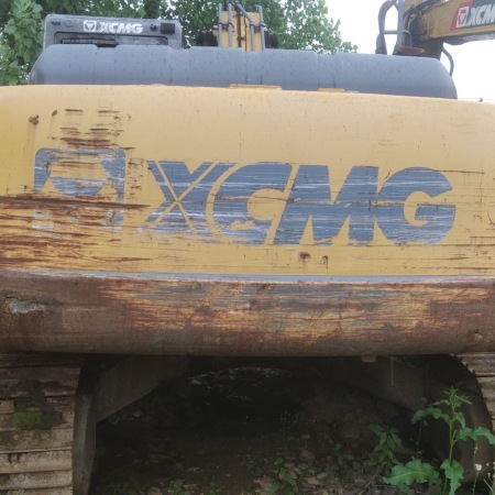 徐工XE270DK履带式挖掘机