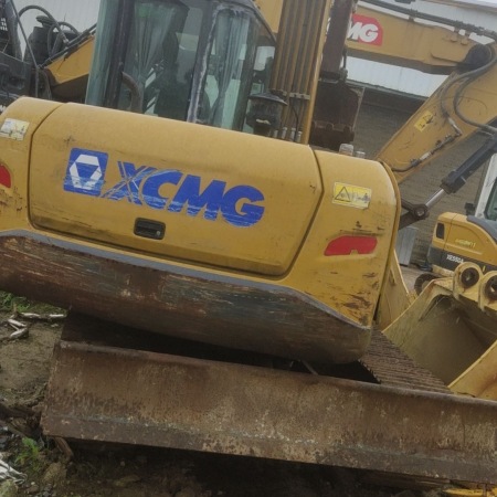 徐工XE75D履带式挖掘机