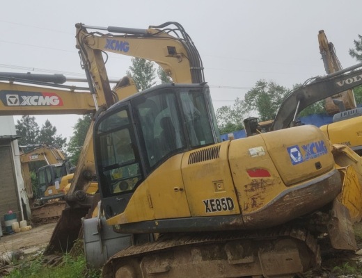 徐工XE75D履带式挖掘机