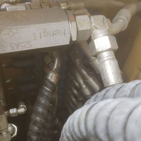 徐工XE75D履带式挖掘机