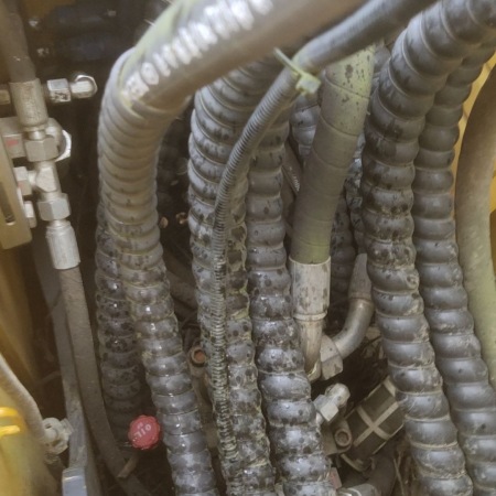 徐工XE75D履带式挖掘机